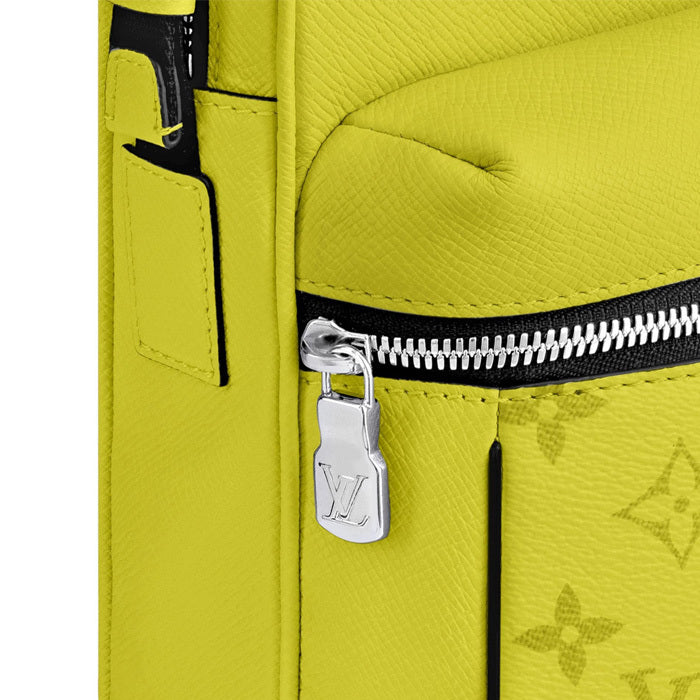 入手困難 LOUIS VUITTON アウトドア メッセンジャー PM 4色展開