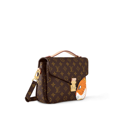 LouisVuitton モノグラムキャンバスボディにグレイン牛革のレオパードパッチ付き M47203 M40780