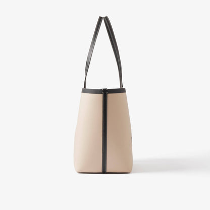 【BURBERRY】🔥雑誌掲載！ミディアム ロンドン トートバッグ💓日本人気上昇中↑↑↑今すぐ欲しい！