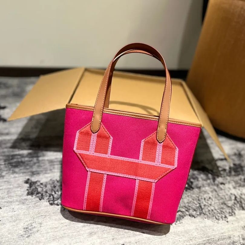 HERMES キャンバス製野菜バスケット