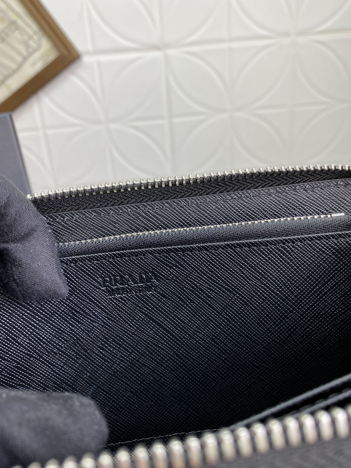 PRADA(プラダ) 財布19x12cm