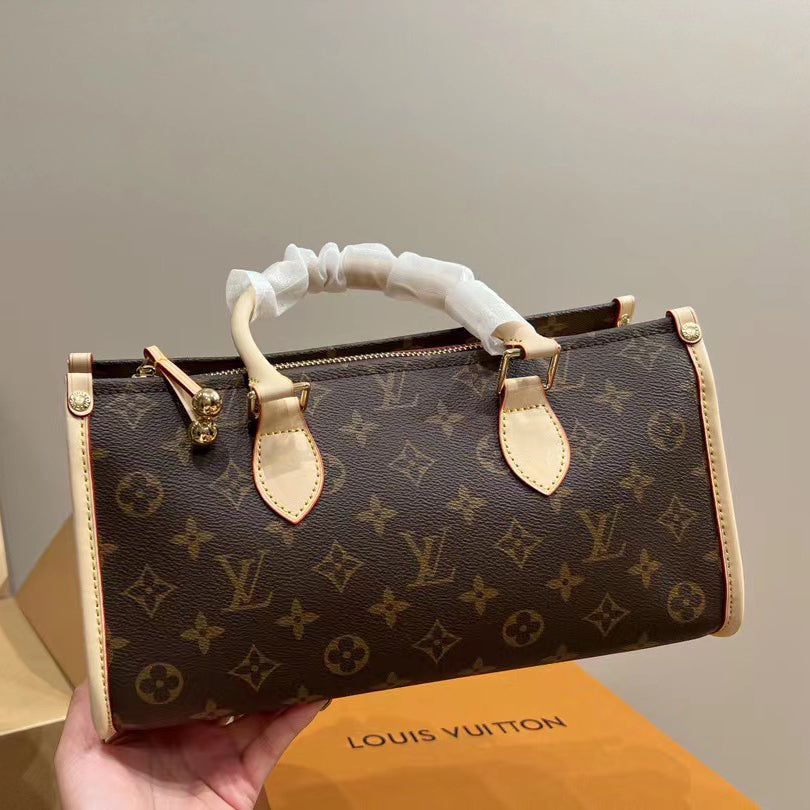 L&v Popincourt Haut ゴールデンボール 三角バッグ