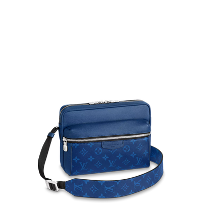 LOUIS VUITTONルイヴィトン アウトドア・メッセンジャー PM