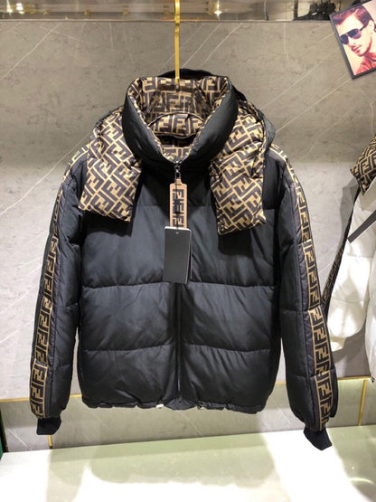 FENDI（フェンディ） ダウンジャケット、ご好評に付き再入荷！