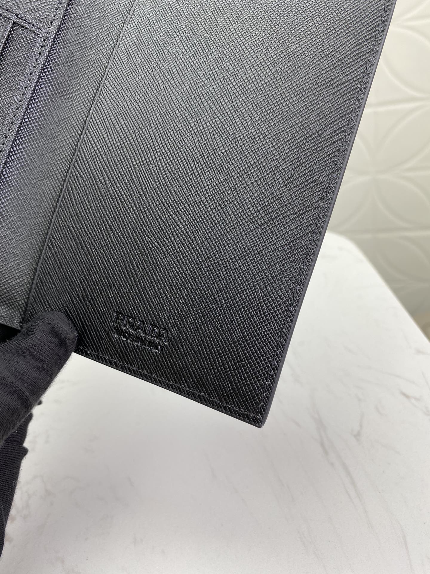 PRADA(プラダ) 財布9.5x14cm