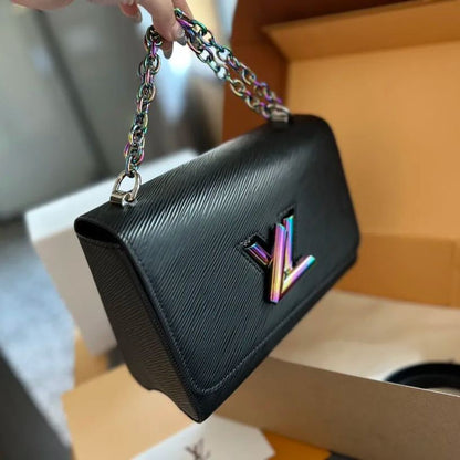 ★Louis Vuitton★ネオクラシカルなツイストミディアムバッグの登場です