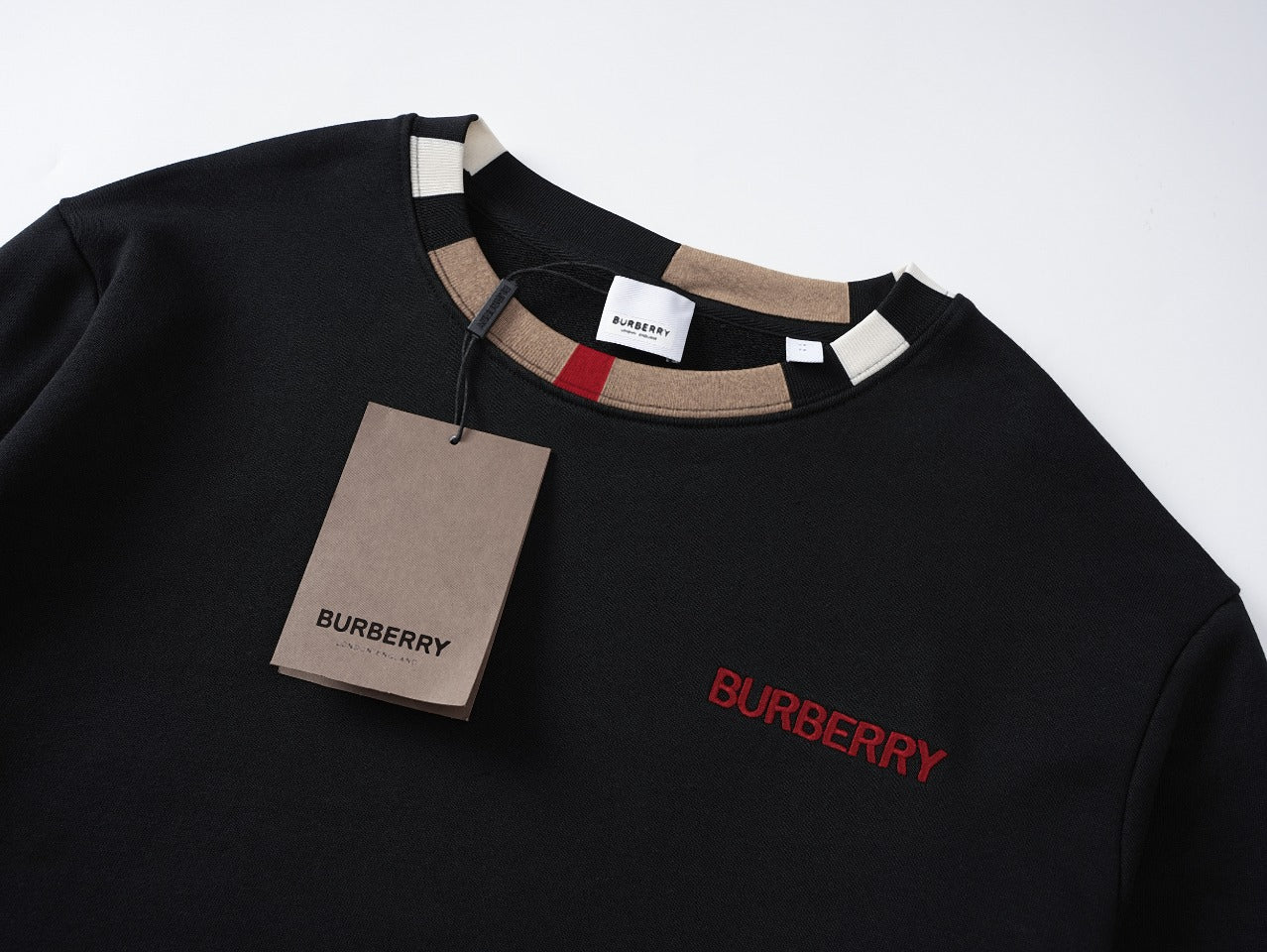 【 Burberry 旗艦店】ご好評に付き再入荷！！