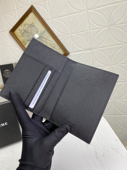 PRADA(プラダ) 財布9.5x14cm