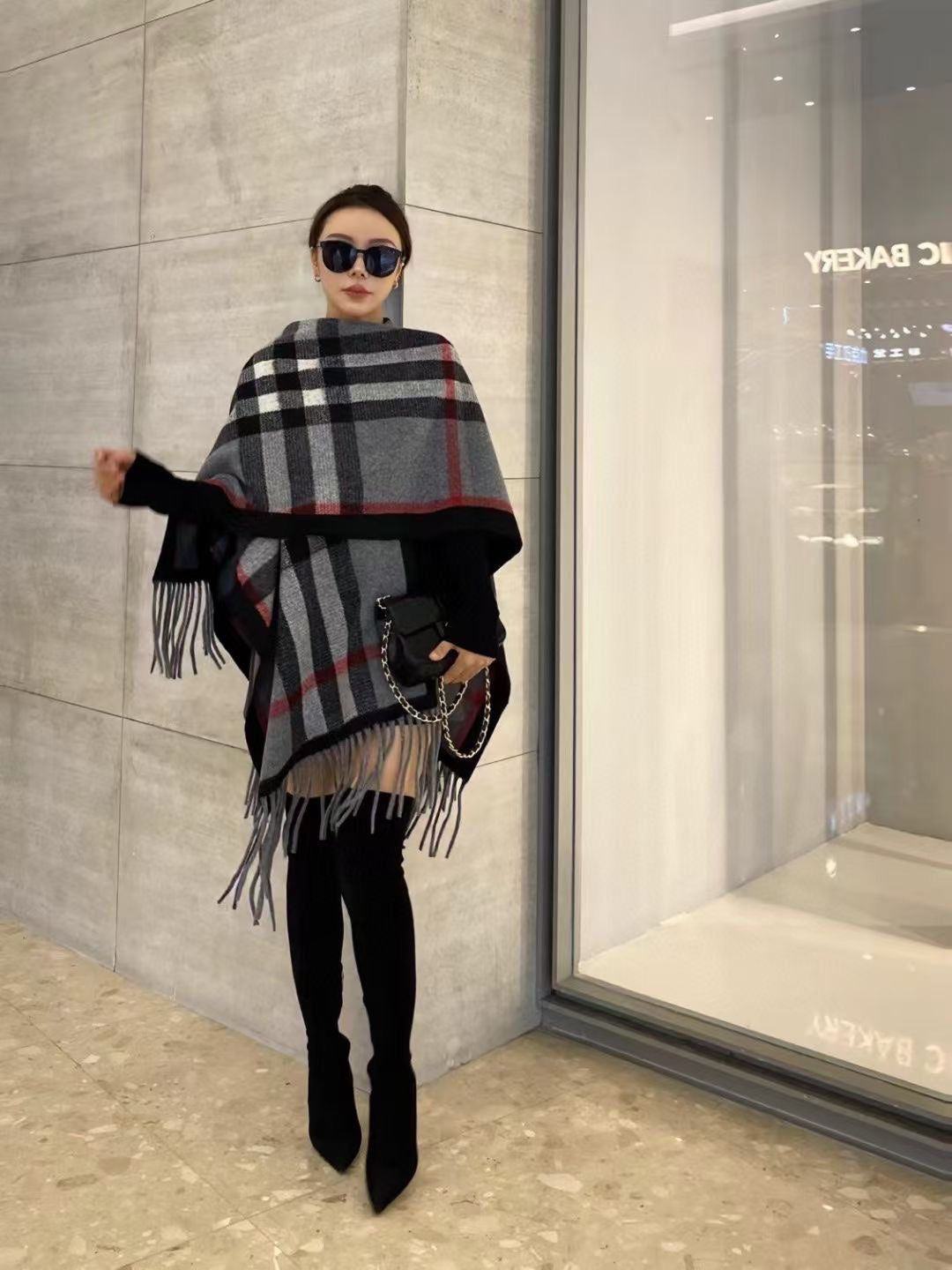 【BURBERRY バーバリー 】バーバリー/バーバリーヤ 欧米風クラシックチェッカーボード ウールタッセル 大判ショールケープ