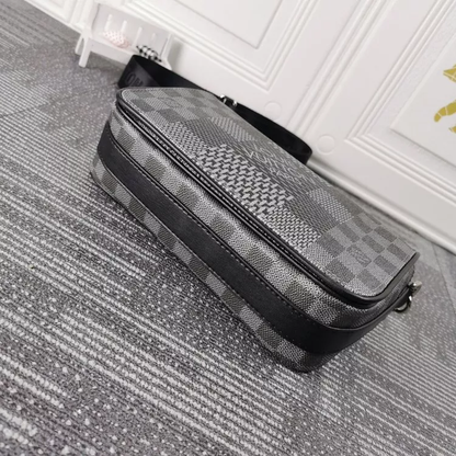 LOUIS VUITTON ルイヴィトン メッセンジャーバッグ 23.5X14X5CM