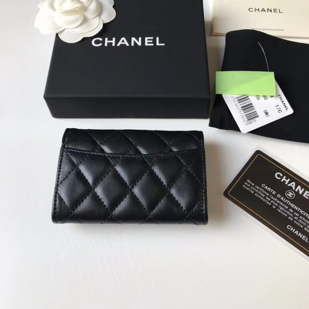 Chanel Classic Leather Wallet In Black