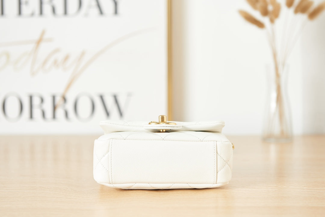 Chanel MINI CLASSIC FLAP BAG AS3368