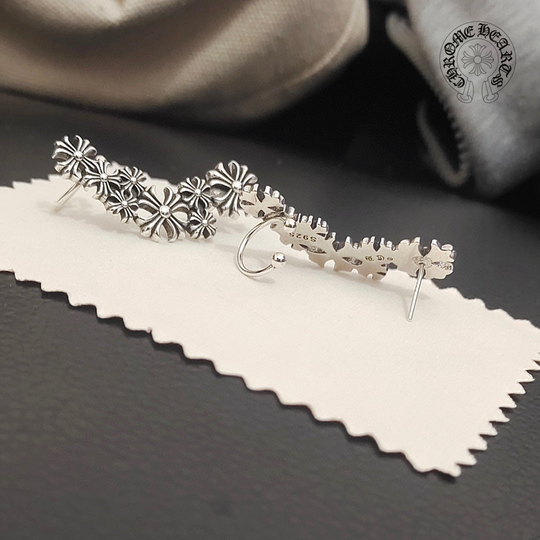 【CHROME HEARTS】 クロムハーツ ファッションスタイルのイヤリング