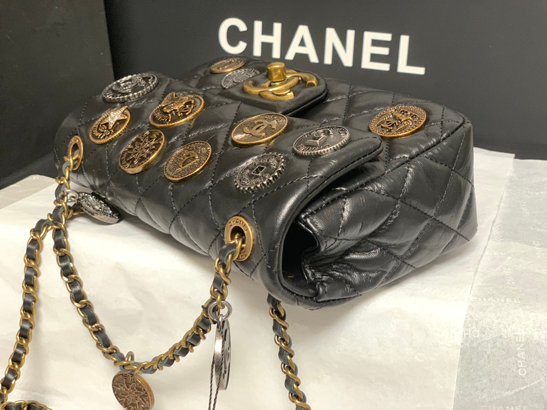 Chanel FLAP BAG AS2675
