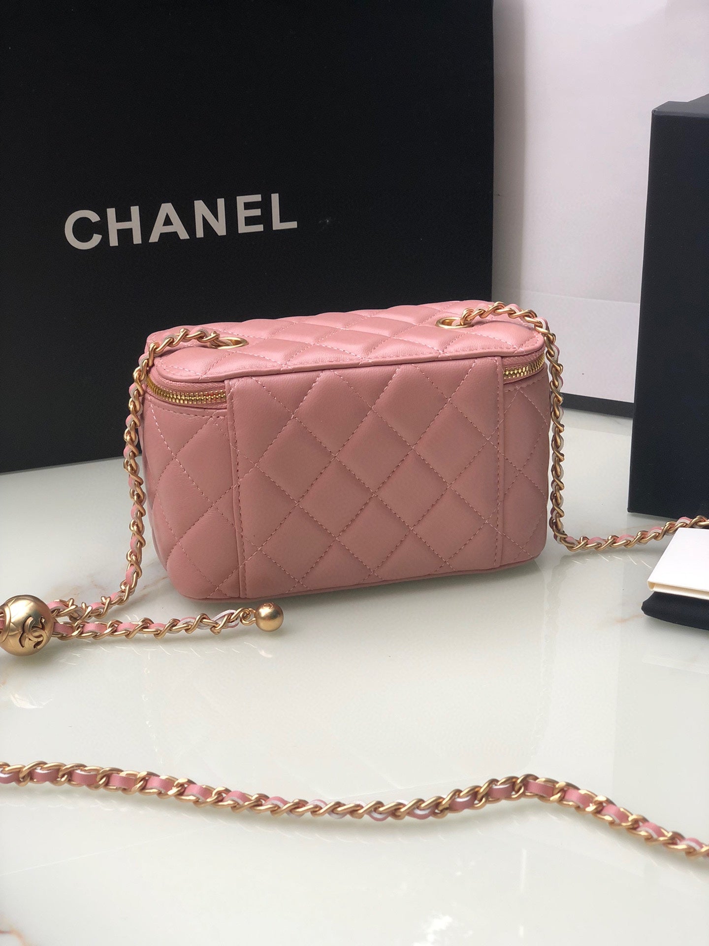 Chanel Classic Vanity 22C Bag with Chain AP2303