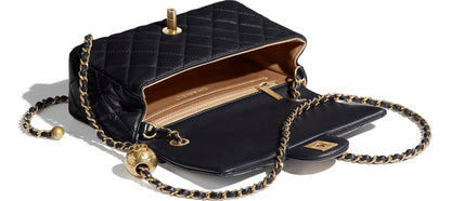 【CHANEL】CFシープスキンのクラシックなヴィンテージバッグ