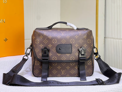 エレガント☆Louis Vuitton☆LV トレイル ショルダーバッグ M46972