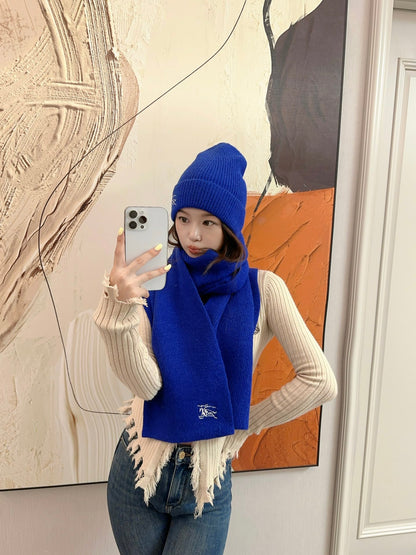 BURBERRY 帽子➕スカーフ！ 70% ウール + 30% ラビットファー ユニセックス、暖かくて快適