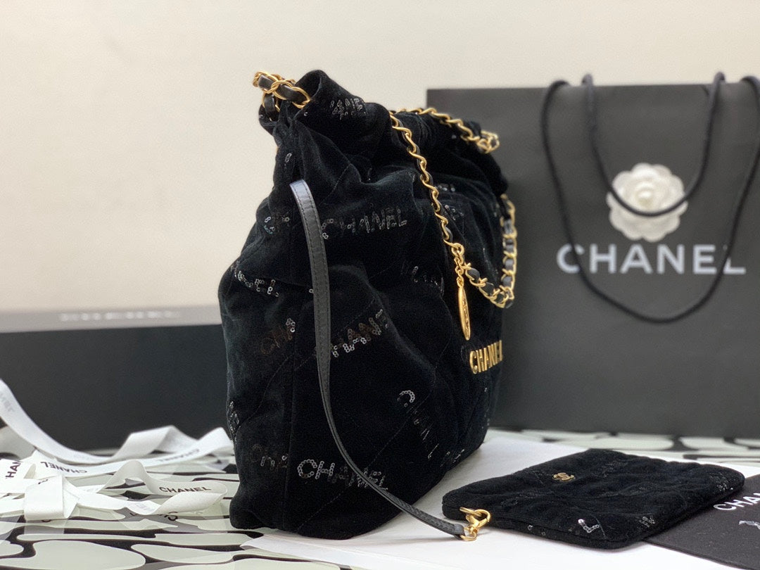 CHANEL 22 3261