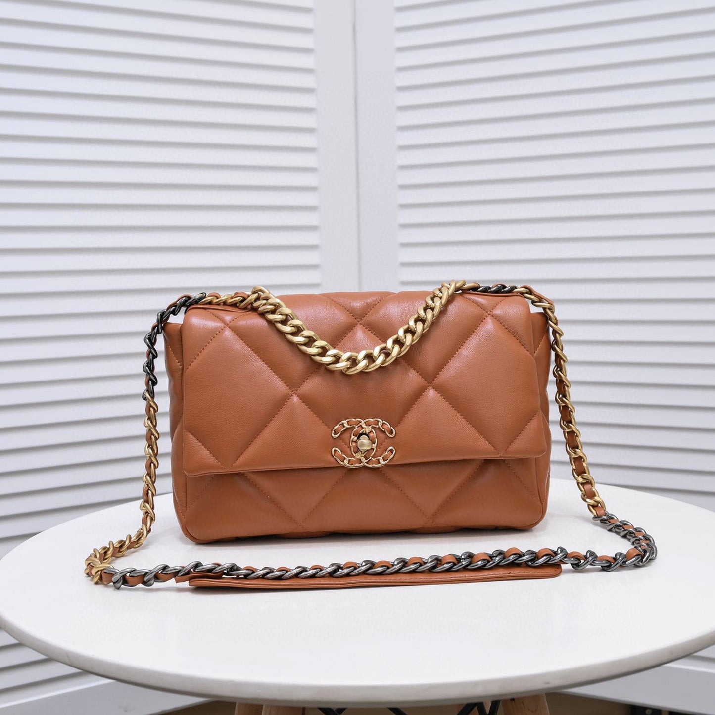 CHANEL 19 AS1160 19BAG