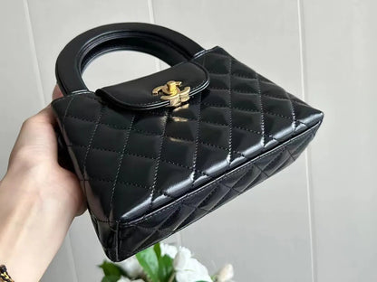 【24C/2色展開★】CHANEL トップハンドルフラップバッグ