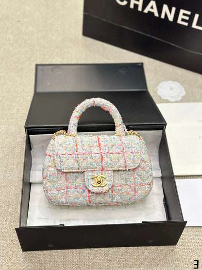 CHANEL トップハンドルフラップバッグ