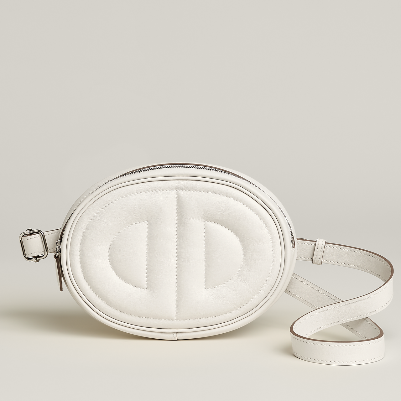 In-the-Loop ツートーン ベルトバッグ1