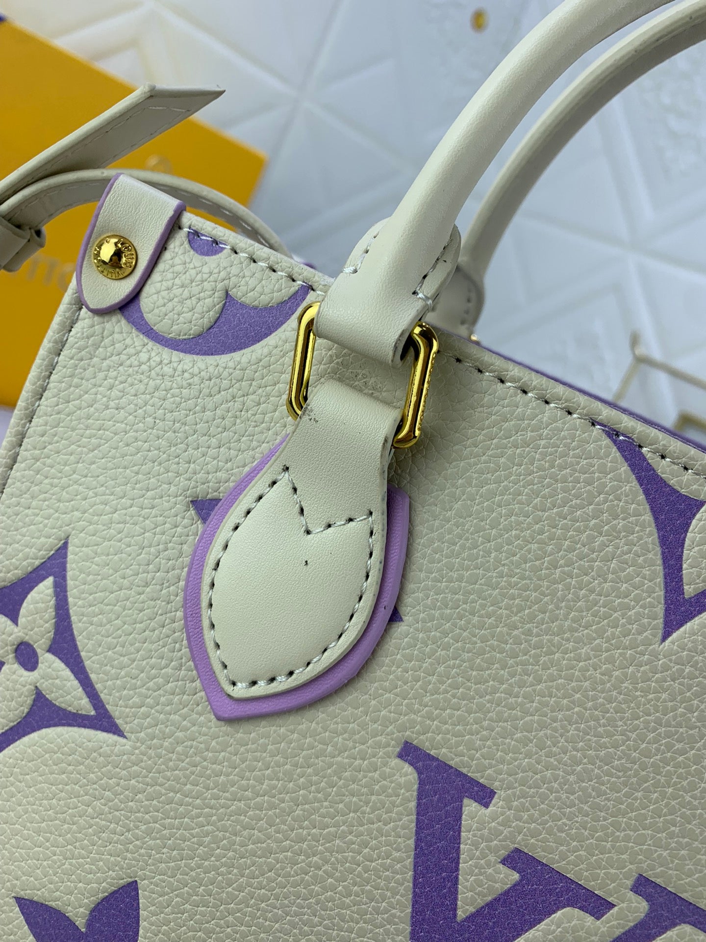 Louis Vuitton(ルイヴィトン) ONTHEGO バッグ 25x19cm