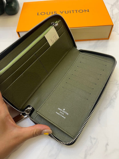 ☆Louis Vuitton☆ 新しいスタイルのウォレットジッパーバッグ
