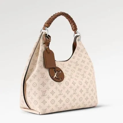 【個性が光る】日本未入荷★[LOUIS VUITTON] ルイヴィトン キャラメルバッグ