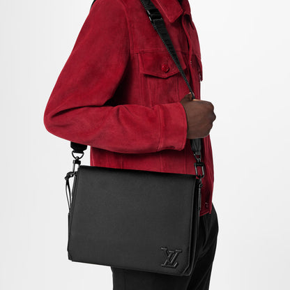 【シンプルが究極♪】Louis Vuitton テイクオフ・メッセンジャー