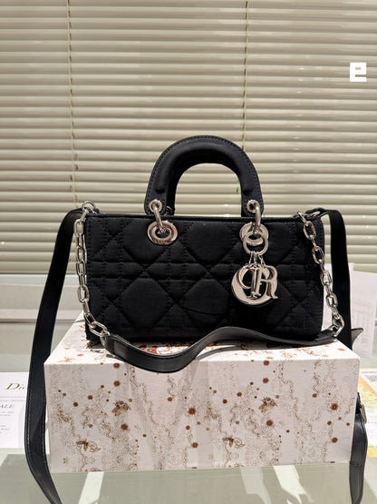 Dior 23限定新品Lady D-Joy デニムワキサイドパックスージー同タイプ