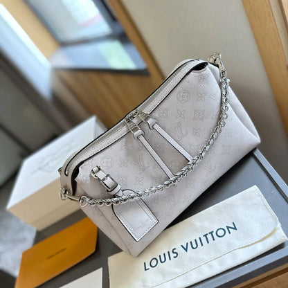 Louis Vuitton◇Lv ベラ トートバッグ