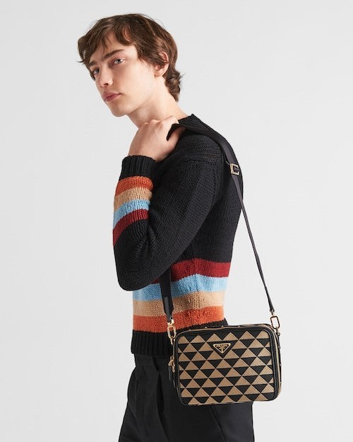 ★PRADA直営店★エンブロイダリー ファブリックバッグ