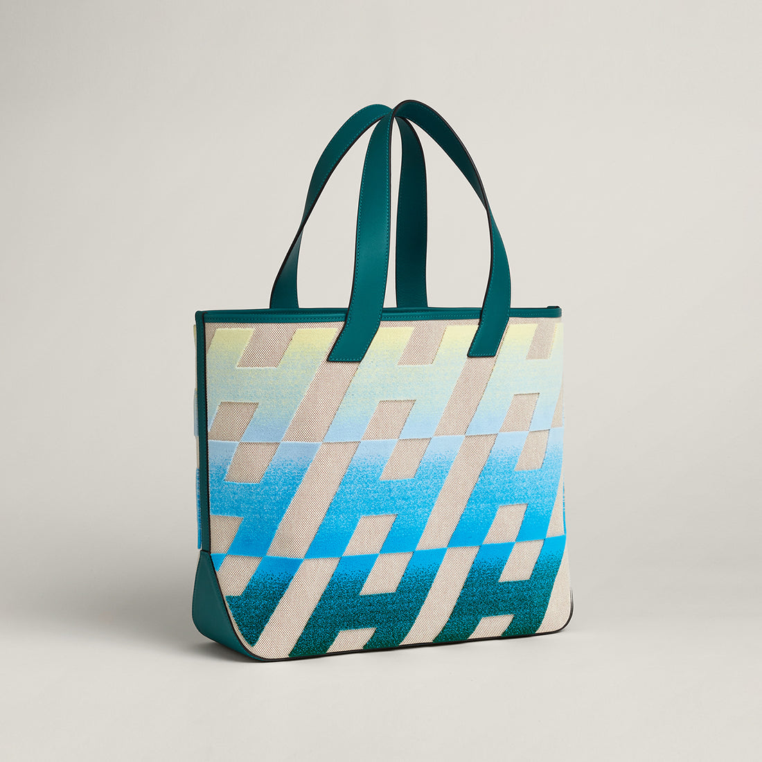 「カバスイタリックH柄40」トートバッグ