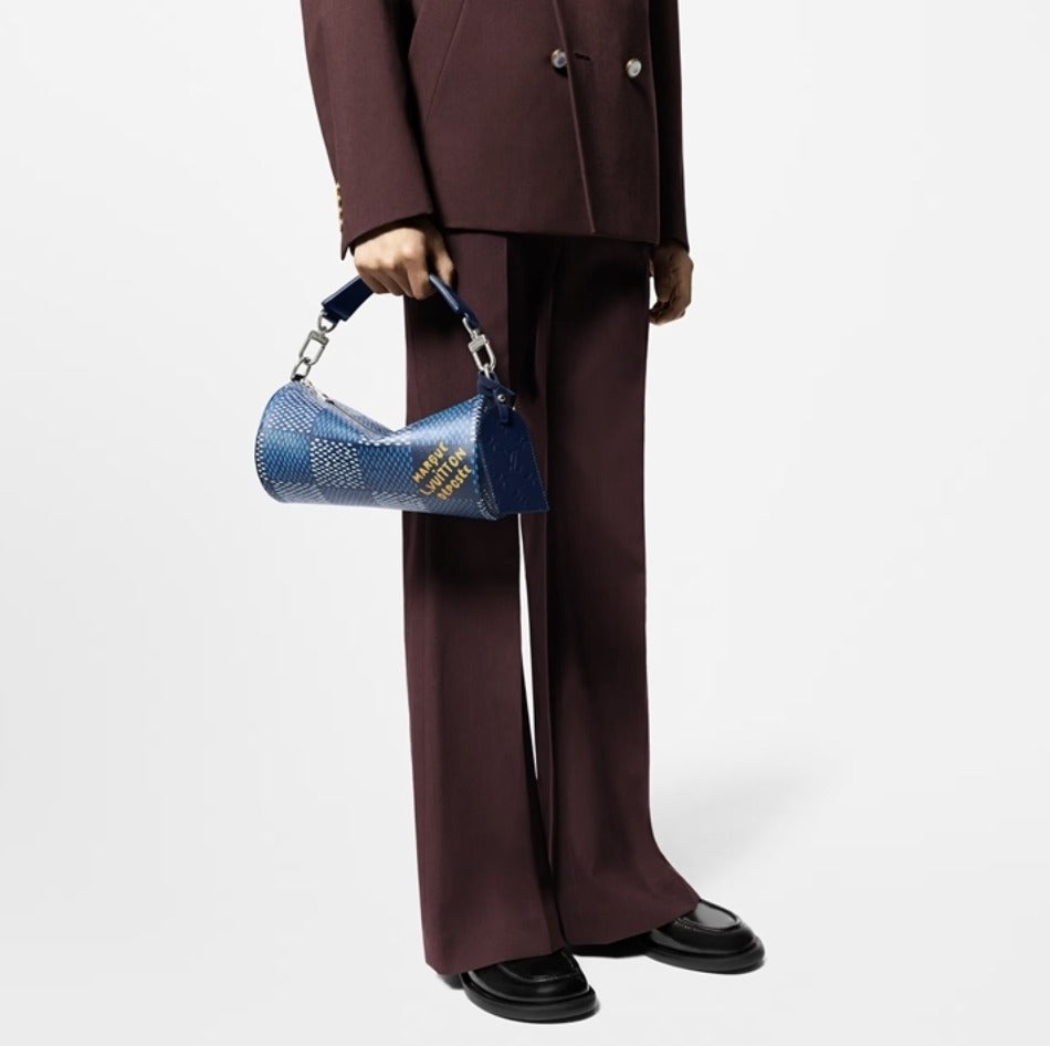 ダミエとフォルムがかっこいい♪LouisVuitton ショルダーバッグ N40695