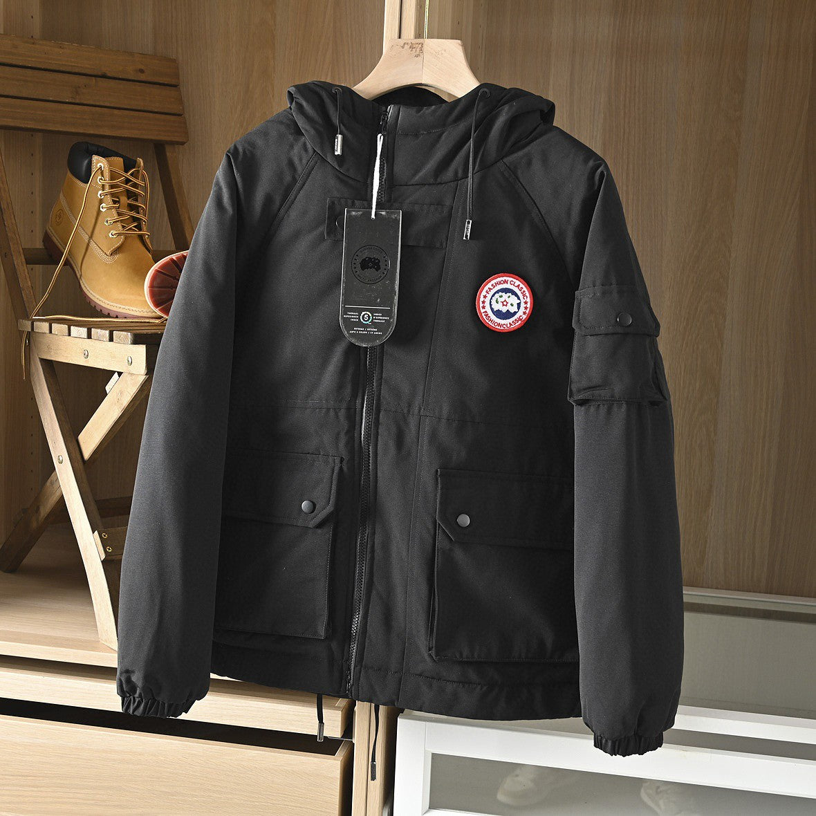 【Canada Goose】ダウンジャケット 男女兼用、ご好評に付き再入荷！