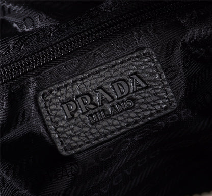 【PRADA 公式 旗艦店】プラダ 斜めがけバッグ 当日出荷 好評に付き再入荷！29*20*8CM