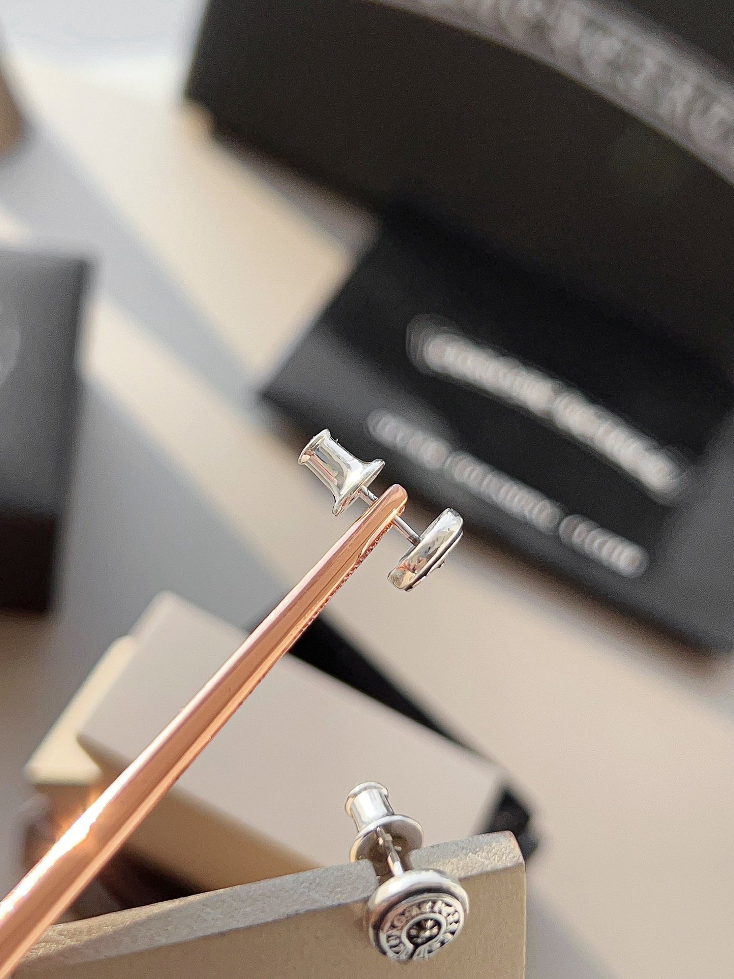 【CHROME HEARTS】 クロムハーツ ファッションスタイルのイヤリング