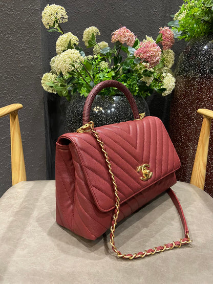 Chanel Cowhide handbag 92991