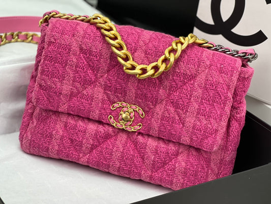 CHANEL 19 LARGE HANDBAG AS1161