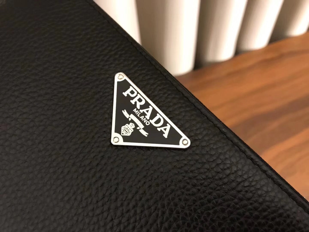 【PRADA 公式 旗艦店】プラダ 財布当日出荷 好評に付き再入荷！30*22*10CM