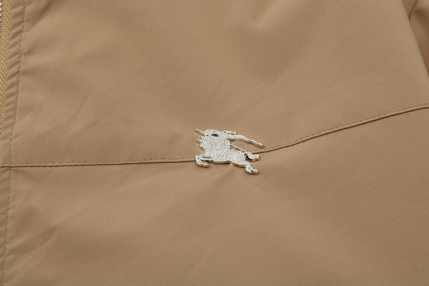 【BURBERRY】男女兼用 ご好評に付き再入荷！