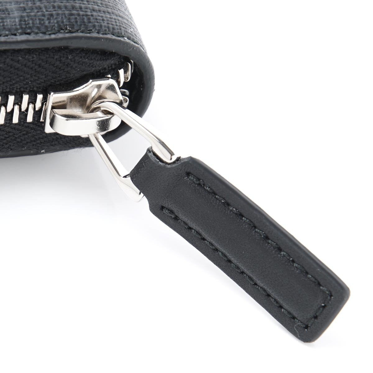 【GUCCI】累積売上総額第１位 Web Zip Around Wallet