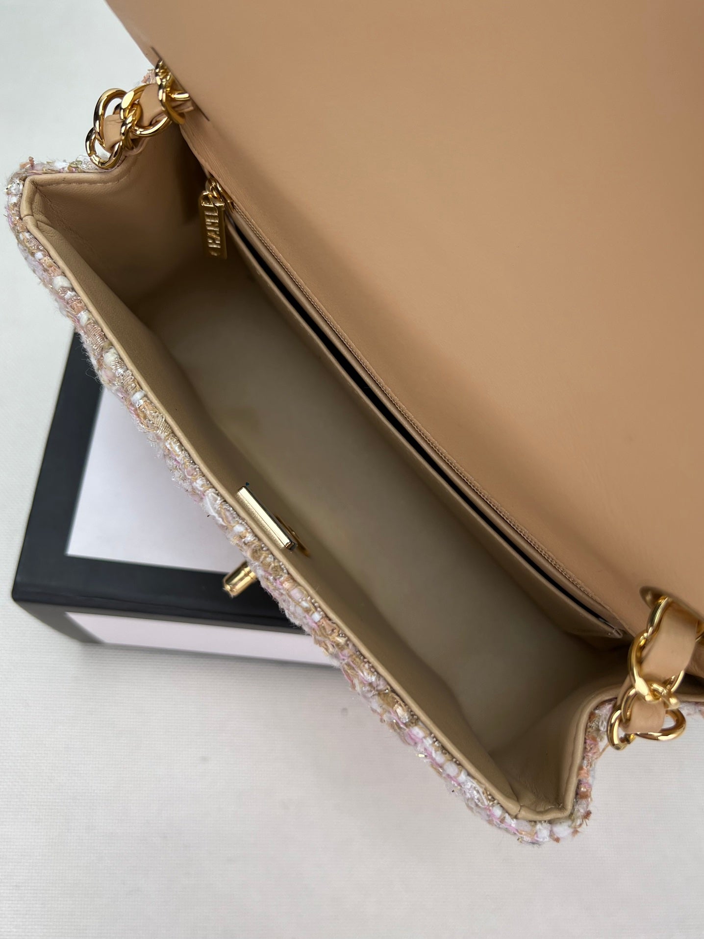 Chanel MINI CLASSIC FLAP BAG 1116