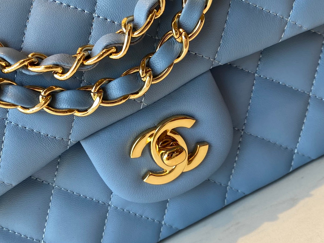 Chanel Flap Bag 1112