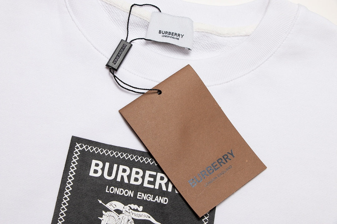 【 Burberry 旗艦店】ご好評に付き再入荷！！