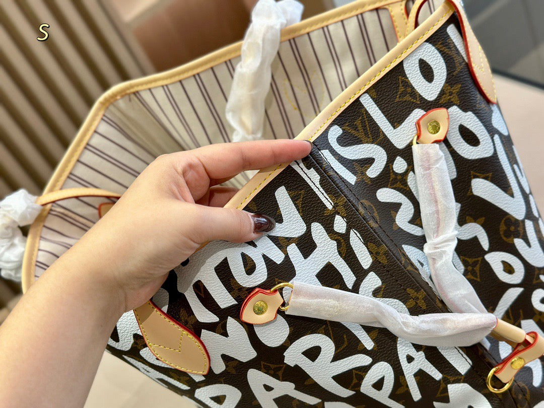 L&V Neverfull 落書き 限定 ショッピングバッグ