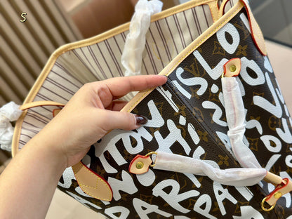 L&V Neverfull 落書き 限定 ショッピングバッグ