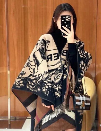 【BURBERRY バーバリー 】バーバリー最新作ナイトウォーホース両面ジャガードショールケープ‼ ️定番中の定番
